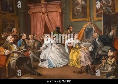 Gemälde aus der Serie Marriage A-la-Mode mit dem Titel 'die Toilette' von William Hogarth aus dem Jahr 1743 Stockfoto