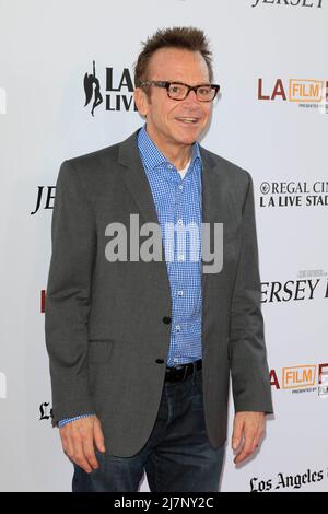 LOS ANGELES - JUN 19: Tom Arnold bei der 'Jersey Boys' LA Premiere im Regal 14 Theater am 19. Juni 2014 in Los Angeles, CA Stockfoto