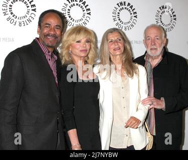 LOS ANGELES - JUN 4: Tim Reid, Loni Anderson, Jan Smithers, Howard Hesseman bei The Baby, If You've ever Wondered: A WKRP in Cincinnati Reunion at Paley Center for Media on June 4, 2014 in Beverly Hills, CA Stockfoto