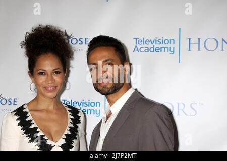 LOS ANGELES - JUN 1: Sherri Sum, Kamar de los Reyes bei den Annual Television Academy Honors 7. im SLS Hotel am 1. Juni 2014 in Los Angeles, CA Stockfoto