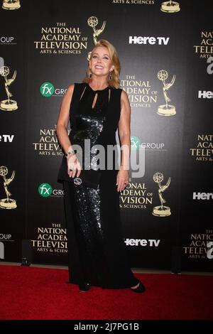 LOS ANGELES - JUN 22: Melody Thomas Scott bei den Daytime Emmy Awards 2014 kommt am 22. Juni 2014 im Beverly Hilton Hotel in Beverly Hills, CA, an Stockfoto