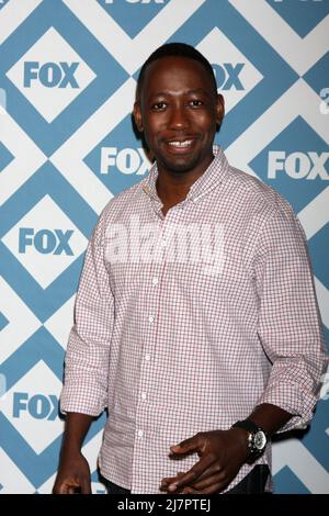 LOS ANGELES - JAN 13: Lamorne Morris bei der FOX TCA Winter 2014 Party im Langham Huntington Hotel am 13. Januar 2014 in Pasadena, CA Stockfoto