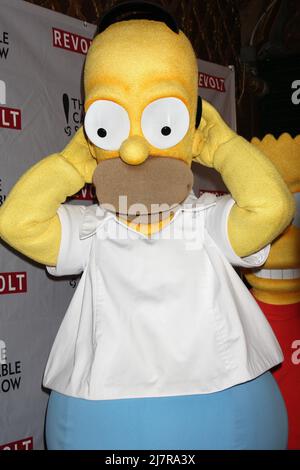 LOS ANGELES - APR 30: Homer Simpson bei der Gala des NCTA-Vorsitzenden zur Cable-REVOLTE im Belasco Theatre am 30. April 2014 in Los Angeles, CA Stockfoto