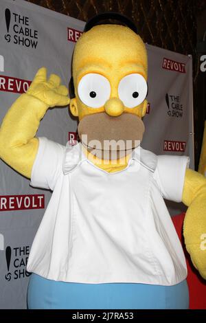 LOS ANGELES - APR 30: Homer Simpson bei der Gala des NCTA-Vorsitzenden zur Cable-REVOLTE im Belasco Theatre am 30. April 2014 in Los Angeles, CA Stockfoto