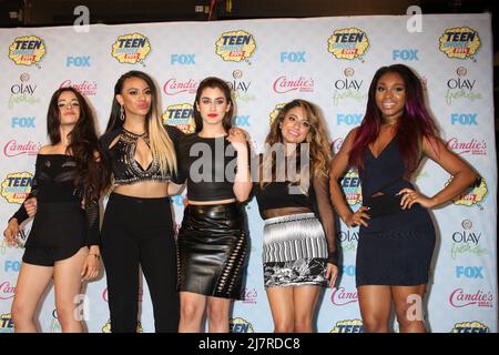 LOS ANGELES - AUG 10: Fünfte Harmony beim Teen Choice Awards Presseraum 2014 im Shrine Auditorium am 10. August 2014 in Los Angeles, CA Stockfoto