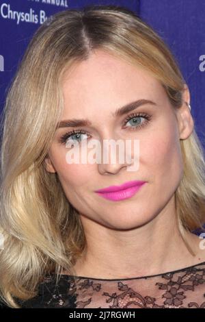 LOS ANGELES - JUN 7: Diane Kruger beim jährlichen Chrysalis Butterfly Ball 13. im privaten Mandeville Canyon Estate am 7. Juni 2014 in Los Angeles, CA Stockfoto