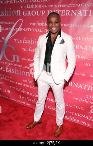 New York, Usa. 10.. Mai 2022. Frederick Anderson nimmt an den Fashion Group International Rising Star Awards Teil, die im Lighthouse in New York City verliehen werden. (Foto von Efren Landaos/SOPA Images/Sipa USA) Quelle: SIPA USA/Alamy Live News Stockfoto