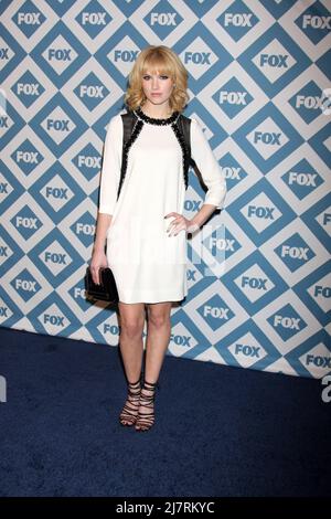 LOS ANGELES - JAN 13: Claudia Lee bei der FOX TCA Winter 2014 Party im Langham Huntington Hotel am 13. Januar 2014 in Pasadena, CA Stockfoto