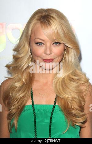 LOS ANGELES - JUN 4: Charlotte Ross bei der 'Joseph and the Amazing Technicolor Dreamcoat' Eröffnung im Pantages Theater am 4. Juni 2014 in Los Angeles, CA Stockfoto