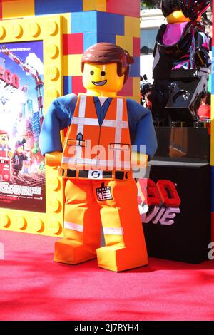 LOS ANGELES - FEB 1: Atmosphäre bei der 'Lego Movie' Premiere im Village Theater am 1. Februar 2014 in Westwood, CA Stockfoto