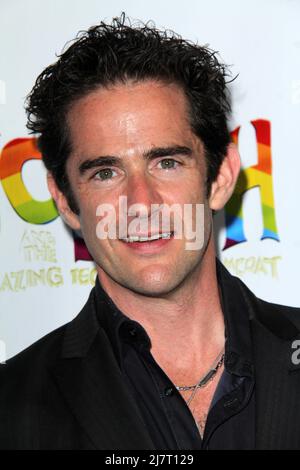 LOS ANGELES - JUN 4: Andy Blankenbueler bei der 'Joseph and the Amazing Technicolor Dreamcoat' Eröffnung im Pantages Theater am 4. Juni 2014 in Los Angeles, CA Stockfoto