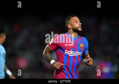 Barcelona, Spanien, 10/05/2022, FC BARCELONA / RC CELTA Barcelona, Spanien, 10. Mai 2022. Memphis Depay (9) vom FC Barcelona während des spanischen La Liga-Spiels zwischen dem FC Barcelona und RC Celta im Camp Nou Stadium. Stockfoto