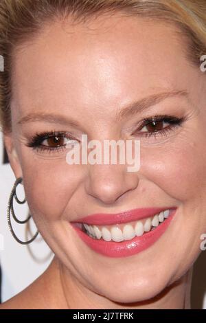 LOS ANGELES - Okt 24: Katherine Heigl im Big Brothers Big Sisters Big Bash im Beverly Hilton Hotel am 24. Oktober 2014 in Beverly Hills, CA Stockfoto