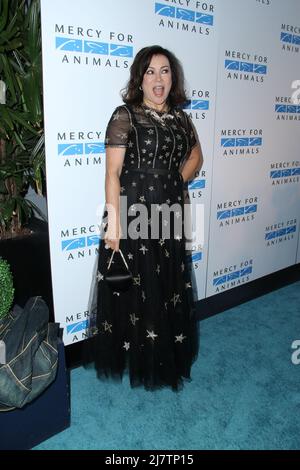 LOS ANGELES - SEP 12: Jennifer Tilly bei der Gala zum 15.-jährigen Jubiläum von Mercy for Animals am 12. September 2014 im London Hotel in West Hollywood, CA Stockfoto