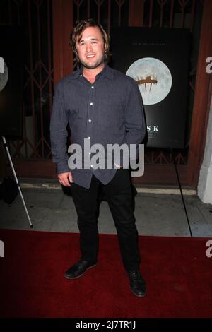 LOS ANGELES - SEP 16: Haley Joel Osment bei der 'Tusk' Los Angeles Premiere im Vista Theater am 16. September 2014 in Los Angeles, CA Stockfoto