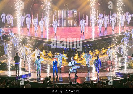 Dardust (Dario Faini), Sophie, Benny Genassi und The Giants treten im Halbfinale des Eurovision Song Contest 1. auf der Bühne auf. Turin (Italien) am 10.. Mai 2022. Foto von Marco Piovanotto/ABACAPRESS.COM Stockfoto