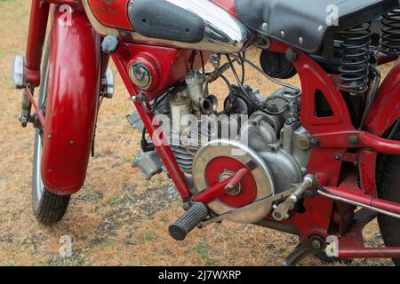 Historisches Moto Guzzi Airone Motorrad, datiert 1952, 250 ccm. Stockfoto