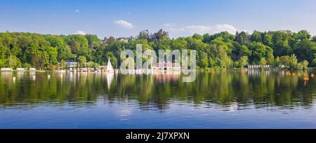 Panorama der Ruhr und des Bladeney-Sees in Essen Stockfoto