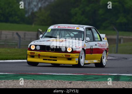 Mark Smith, Arran Moulton-Smith, BMW E30 M3, Ein einstündiges Rennen mit der Option eines zweiten Fahrers in kultigen Limousinen und Tourenwagen-Rennläufern, die an diesem Rennen teilnahmen Stockfoto