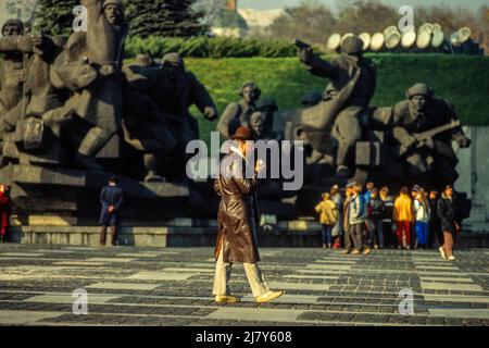 Der Mutterland-Gedenkpark zu den Kriegstoten von WW2 in Kiew, Ukraine, Oktober 1989 Stockfoto