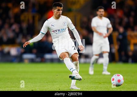 11.. Mai 2022; Molineux Stadium, Wolverhampton, West Midlands, England; Premier League Football, Wolverhampton Wanderers gegen Manchester City: Joao Cancelo aus Manchester City Stockfoto