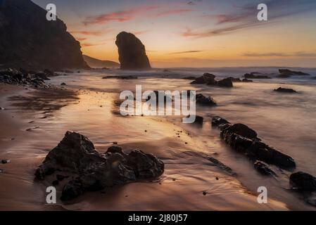 Roque del Moro bei Sonnenuntergang, Cofete-Strand, Las Palmas, Fuerteventura, Kanarische Inseln, Spanien Stockfoto