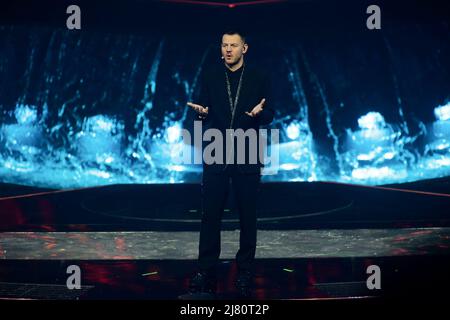 Turin, Italien, 11/05/2022, Alessandro Catelan während des Eurvision Song Contest 2022, zweites Halbfinale - Generalprobe am 11. Mai 2022 im Pala Olimpico in Turin, Italien. Foto Nderim Kaceli Stockfoto