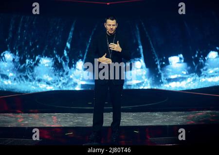 Turin, Italien, 11/05/2022, Alessandro Catelan während des Eurvision Song Contest 2022, zweites Halbfinale - Generalprobe am 11. Mai 2022 im Pala Olimpico in Turin, Italien. Foto Nderim Kaceli Stockfoto