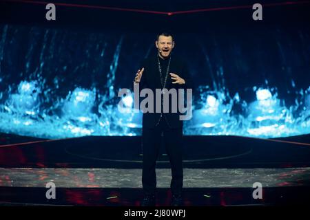 Turin, Italien, 11/05/2022, Alessandro Catelan während des Eurvision Song Contest 2022, zweites Halbfinale - Generalprobe am 11. Mai 2022 im Pala Olimpico in Turin, Italien. Foto Nderim Kaceli Stockfoto