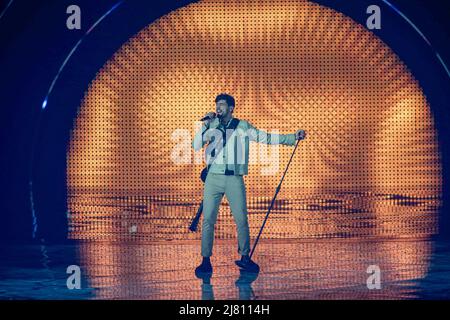 Turin, Italien, 11/05/2022, Stefan (Hope) während des Eurvision Song Contest 2022, zweites Halbfinale - Generalprobe am 11. Mai 2022 im Pala Olimpico in Turin, Italien. Foto Nderim Kaceli Stockfoto