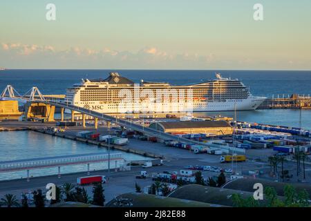 MSC Kreuzschiff Magnifica in Barcelona Spanien 26. November 2017 Stockfoto