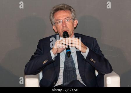 Neapel, Italien. 12.. Mai 2022. Gaetano Manfredi bei der „South Cohesion“ Public Assembly, die von der Industriellen Union von Neapel organisiert wurde. Kredit: Unabhängige Fotoagentur/Alamy Live Nachrichten Stockfoto