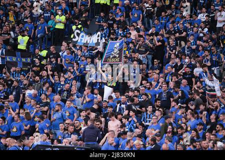 Unterstützer Inter beim Coppa Italia-Finale zwischen Juventus und Inter am 11. Mai 2022 im Olimpico-Stadion in Rom, im Zentrum Italiens. Stockfoto