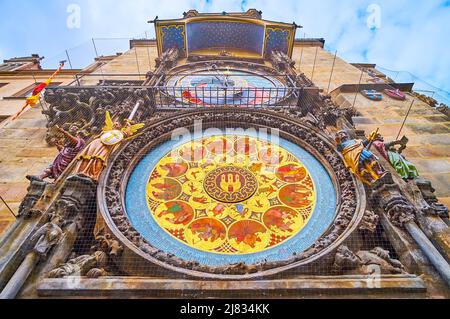Das Symbol und eines der wichtigsten Wahrzeichen von Prag - die Astronomische Uhr (Prag Orloj), befindet sich auf dem Altstädter Ring, Prag, Tschechische Republik Stockfoto