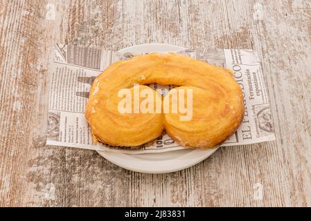 Zucker Palme, werden sie in der Regel in großen und kleinen Größen in Bäckereien oder Supermärkten verkauft. Im letzteren Fall werden sie Palmeritas genannt. Stockfoto