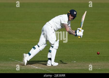 CHESTER LE STREET, GROSSBRITANNIEN. MAI 12. Ben Stokes von Durham Fledermäuse während der LV= County Championship Spiel zwischen Durham County Cricket Club und Glamorgan County Cricket Club in Emirates Riverside, Chester le Street am Donnerstag 12. Mai 2022. (Kredit: Will Matthews | MI News) Kredit: MI News & Sport /Alamy Live News Stockfoto