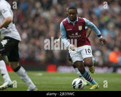 13. April 2013 - Fußball - Barclays Premiership Fußball - Aston Villa Vs. Fulham - Charles N'Zogbia von Aston Villa. - Foto: Paul Roberts / Pathos. Stockfoto