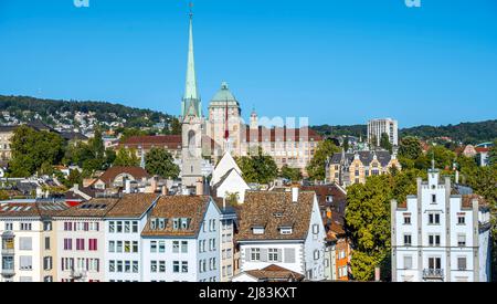 Gebäude der ETH Zürich, Kirchturm, Altstadt von Zürich, Zürich, Schweiz Stockfoto