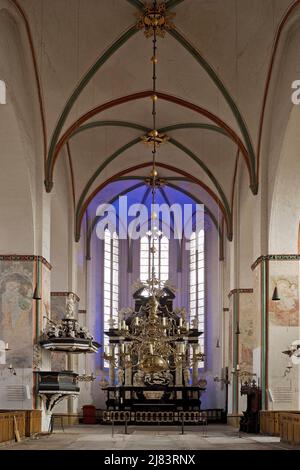 Kirchenschiff der St. Jakobs Kirche zum Altar hin, evangelisch-lutherische Hauptpfarrkirche, Altstadt, Lübeck, Schleswig-Holstein, Deutschland Stockfoto