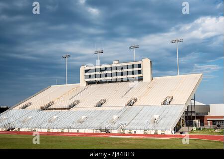 Wichita, Kansas, USA: 6-2021: Cessna Stadium auf dem Campus der Wichita State University Stockfoto