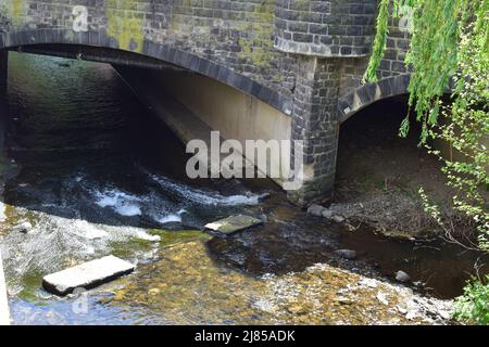 Fluss nette in der Kleinstadt Mayen Stockfoto