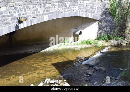 Fluss nette in der Kleinstadt Mayen Stockfoto