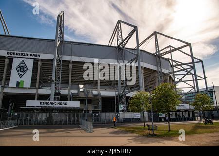 MONCHENGLADBACH, DEUTSCHLAND - MAI 11 2022: Fußballarena Borussia-Park, Heimstadion von Borussia Monchengladbach Stockfoto