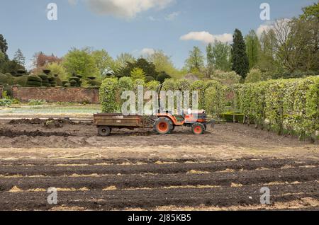 Öffentliche Parkanlagen und Gärten, die für Besucher sehr gepflegt sind Stockfoto