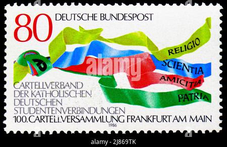MOSKAU, RUSSLAND - 10. APRIL 2022: Die in Deutschland gedruckte Briefmarke zeigt Ribbons, um 1986 Stockfoto