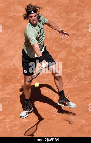 Rom, Italien. 13.. Mai 2022. Stefanos Tsitsipas aus Griechenland kehrt am 8 13.. Mai 2022 beim Internazionali BNL D'Italia Tennisturnier im Foro Italico in Rom, Italien, zu Jannik SINNER aus Italien zurück. Foto Antonietta Baldassarre/Insidefoto Kredit: Insidefoto srl/Alamy Live News Stockfoto
