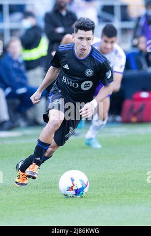 Montreal, Quebec. 07.. Mai 2022. CF Montreal Mittelfeldspieler Joaquin Torres (10) läuft mit dem Ball während des MLS-Spiels zwischen Orlando City und CF Montreal im Saputo Stadium in Montreal, Quebec. Daniel Lea/CSM/Alamy Live News Stockfoto