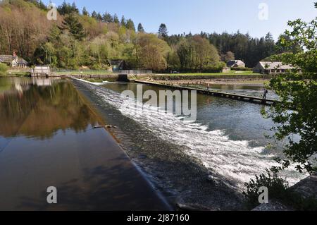 Lopwell-Staudamm am Fluss Tavy, in der Nähe von Plymouth, Devon, Großbritannien Stockfoto