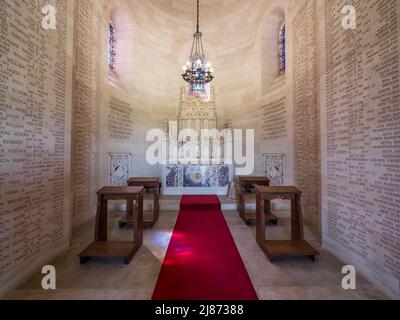 Das Bild zeigt die Gedenkkapelle des amerikanischen Armeefriedhofs des 1. Weltkriegs für Soldaten, die aus den Schlachten der Aisne-Marne-Offensive von 1918 MIA bleiben Stockfoto
