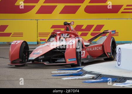 Berlin, 13.. Mai 2022. 2022 Shell Recharge Berlin E-Prix, 2021-22 ABB FIA Formel E Weltmeisterschaft, Tempelhof Airport Circuit in Berlin, Deutschland im Bild: #27 Jake DENNIS (GBR) von Avalanche Andretti Formula E © Piotr Zajac/Alamy Live News Stockfoto